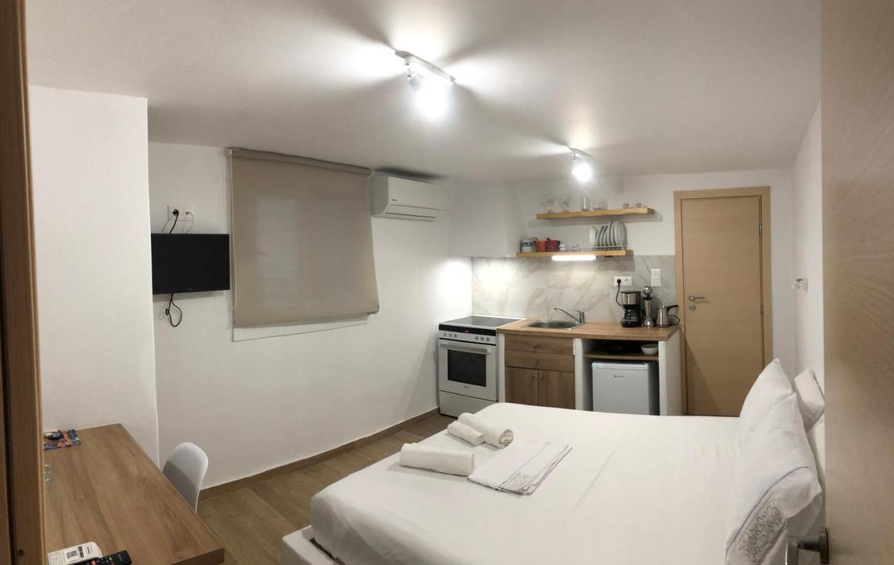 Naxian Vibes Apartments Naxos City Екстер'єр фото
